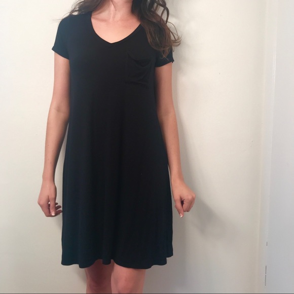 Black Charlotte Rousse flowing dress - Picture 2 of 5